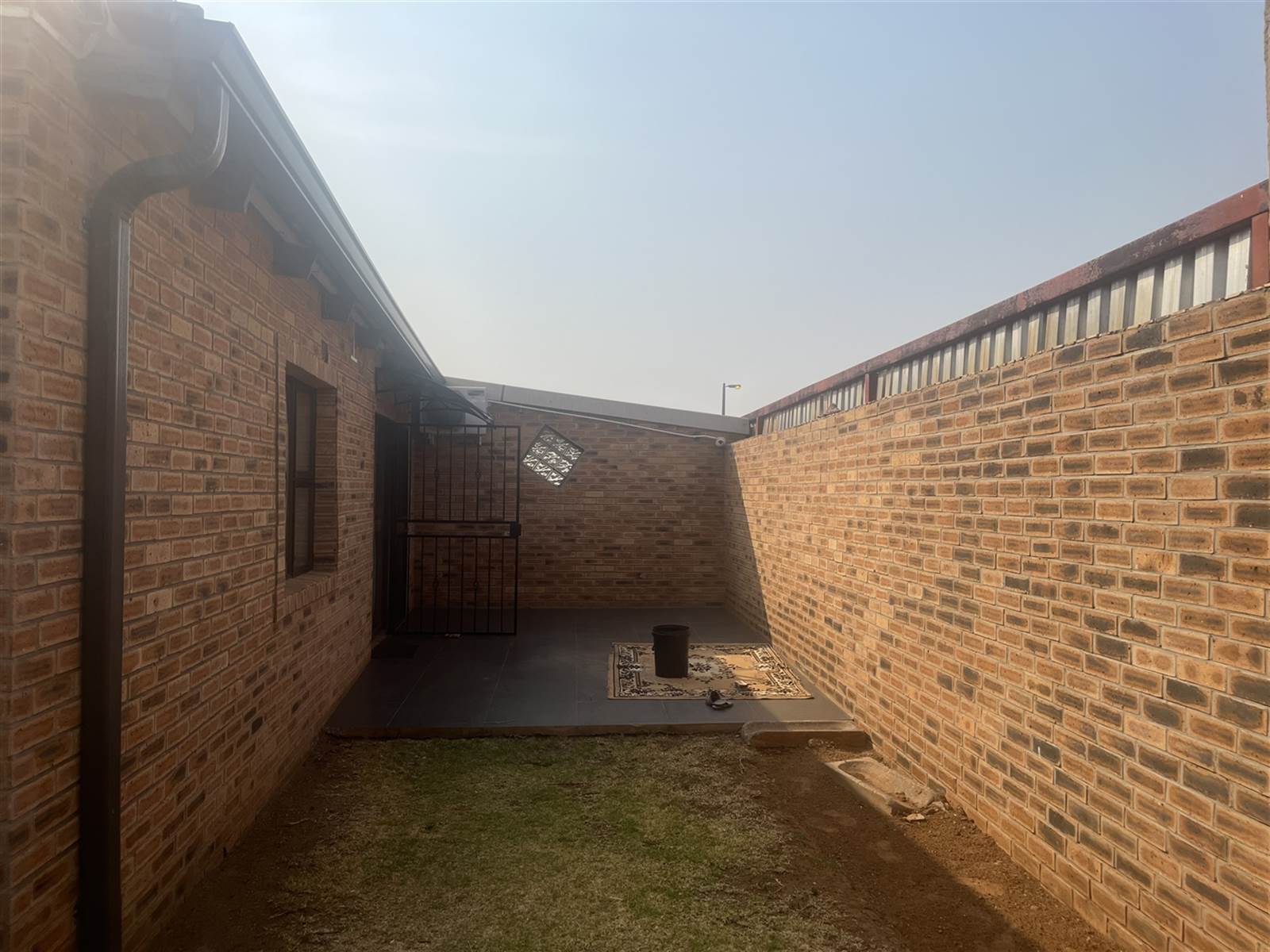 4 Bed House in Lenasia Central photo number 12
