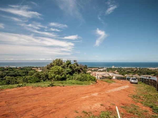 856 m² Land available in La Lucia