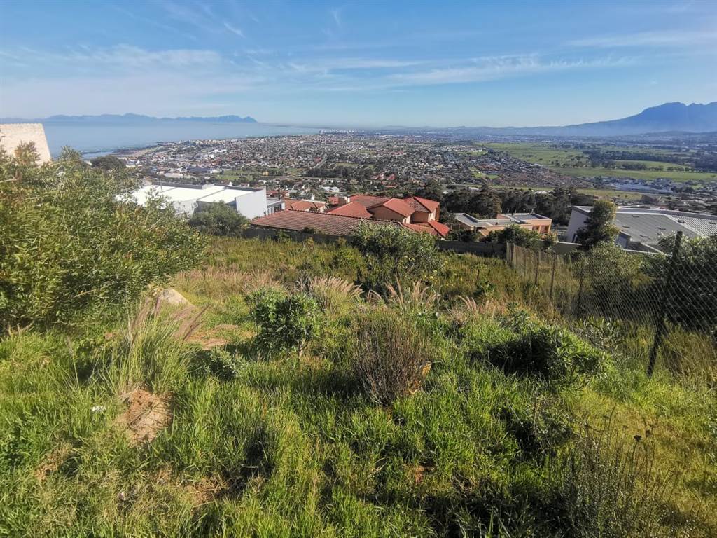928 m² Land available in Gordons Bay Central photo number 6