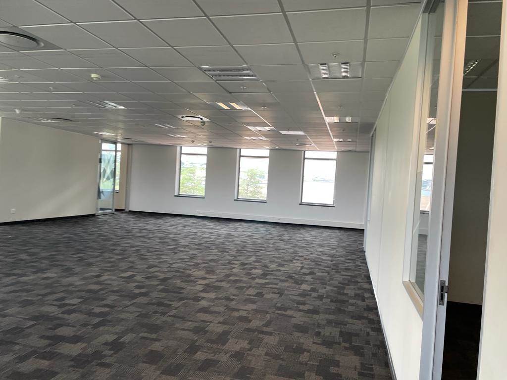 12000  m² Commercial space in Waterfall Estate photo number 25