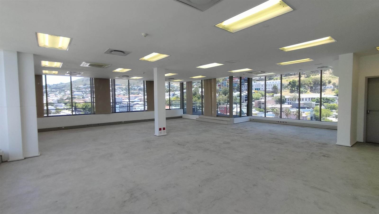 784  m² Office Space in Cape Town City Centre photo number 9