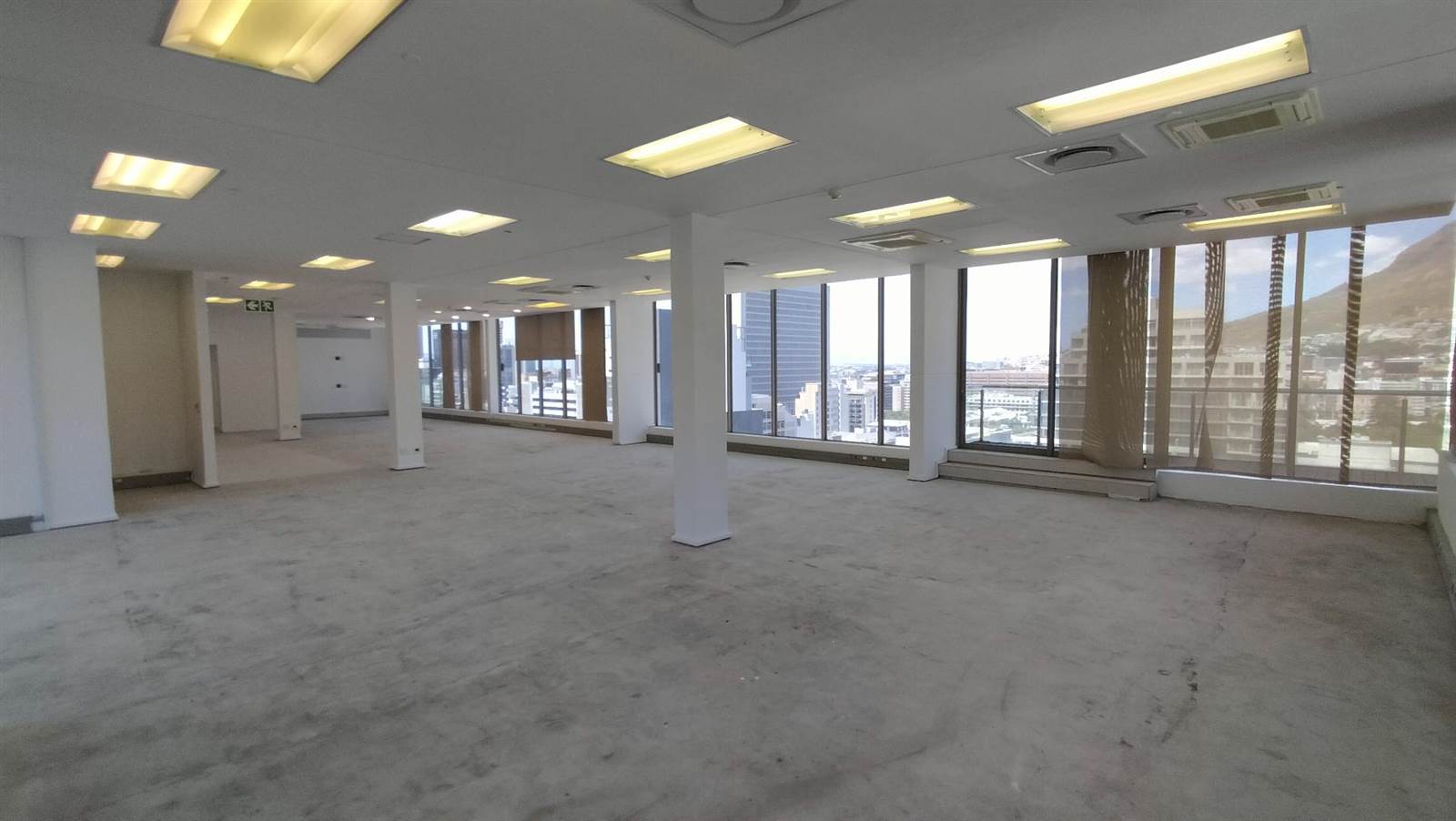 784  m² Office Space in Cape Town City Centre photo number 7