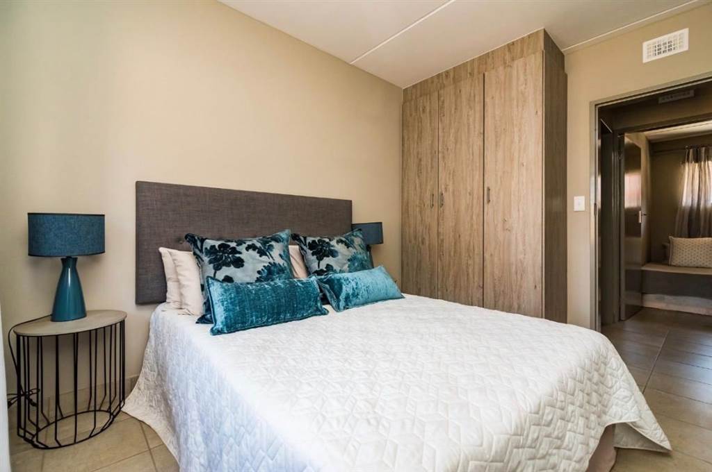 1 Bed Apartment in Raslouw AH photo number 3