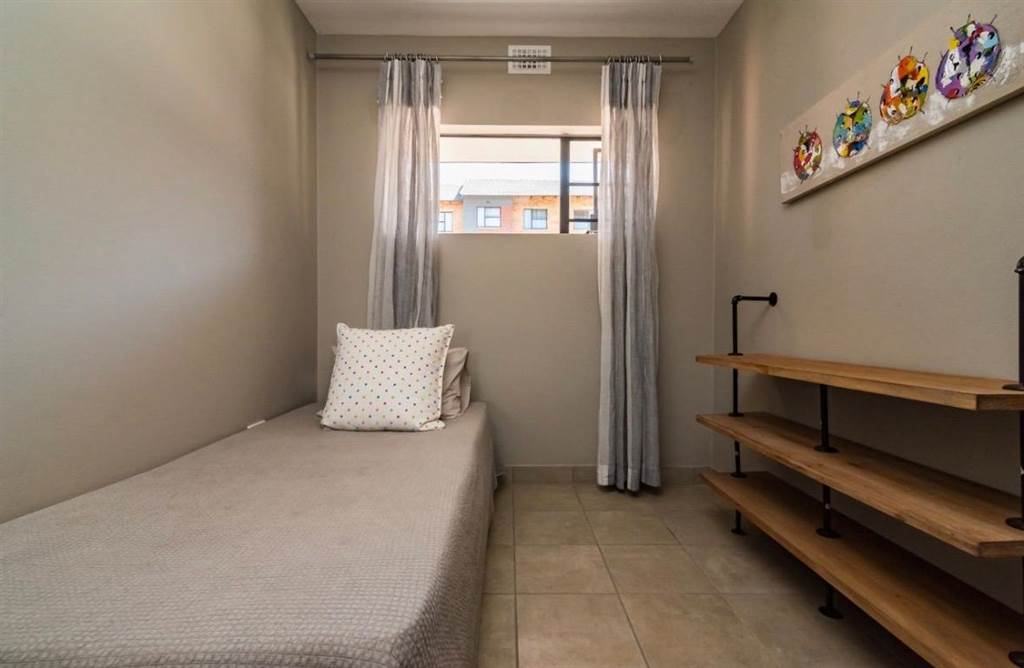 1 Bed Apartment in Raslouw AH photo number 5