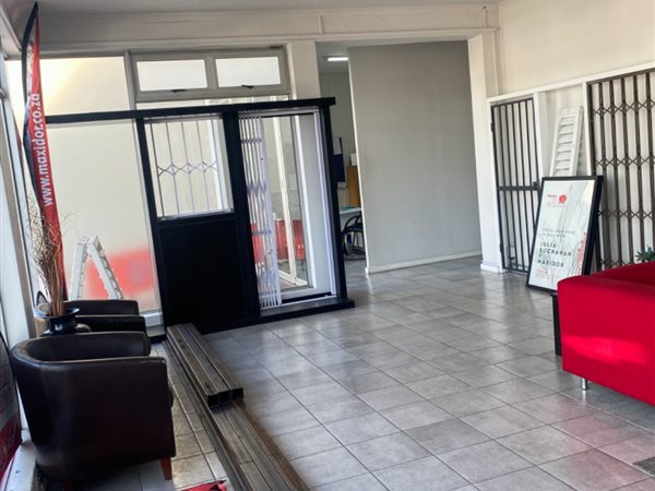 115  m² Commercial space in Bellville Central