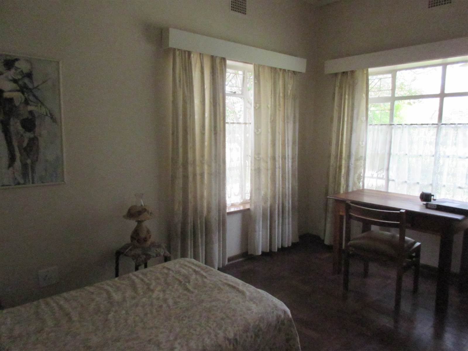 4 Bed House in Wilkoppies photo number 12