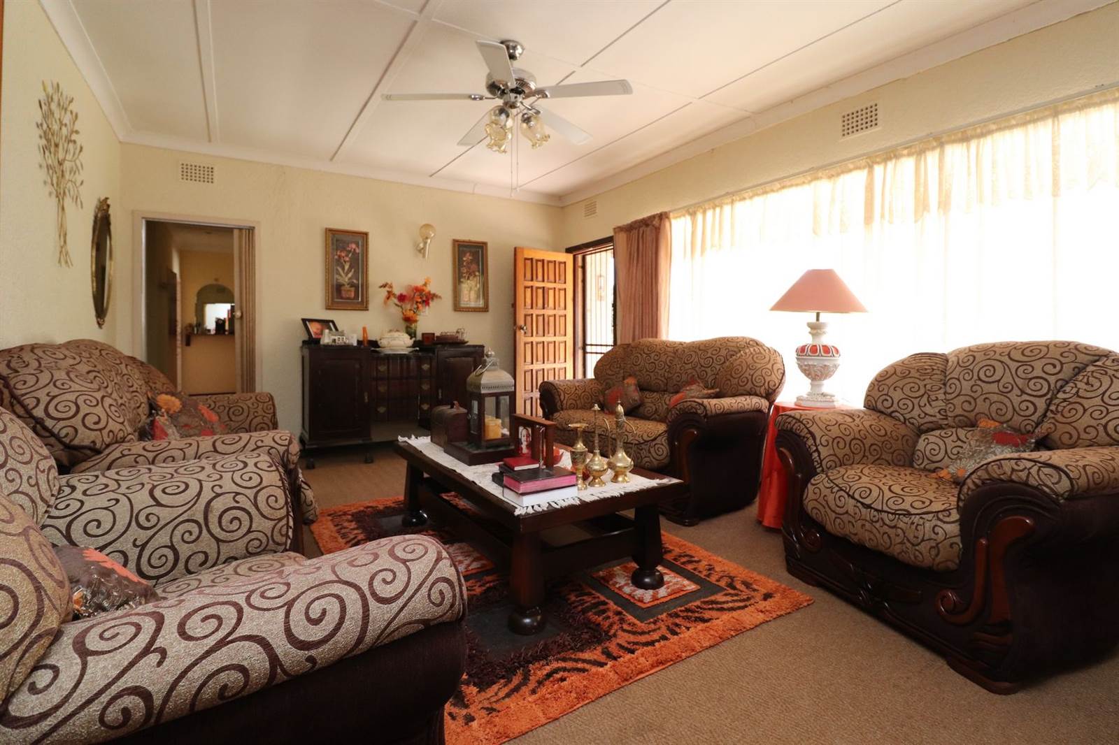 4 Bed House in Stilfontein photo number 6