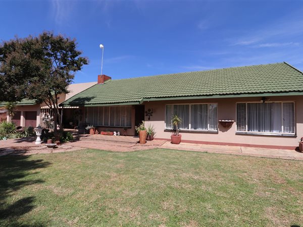 4 Bed House in Stilfontein