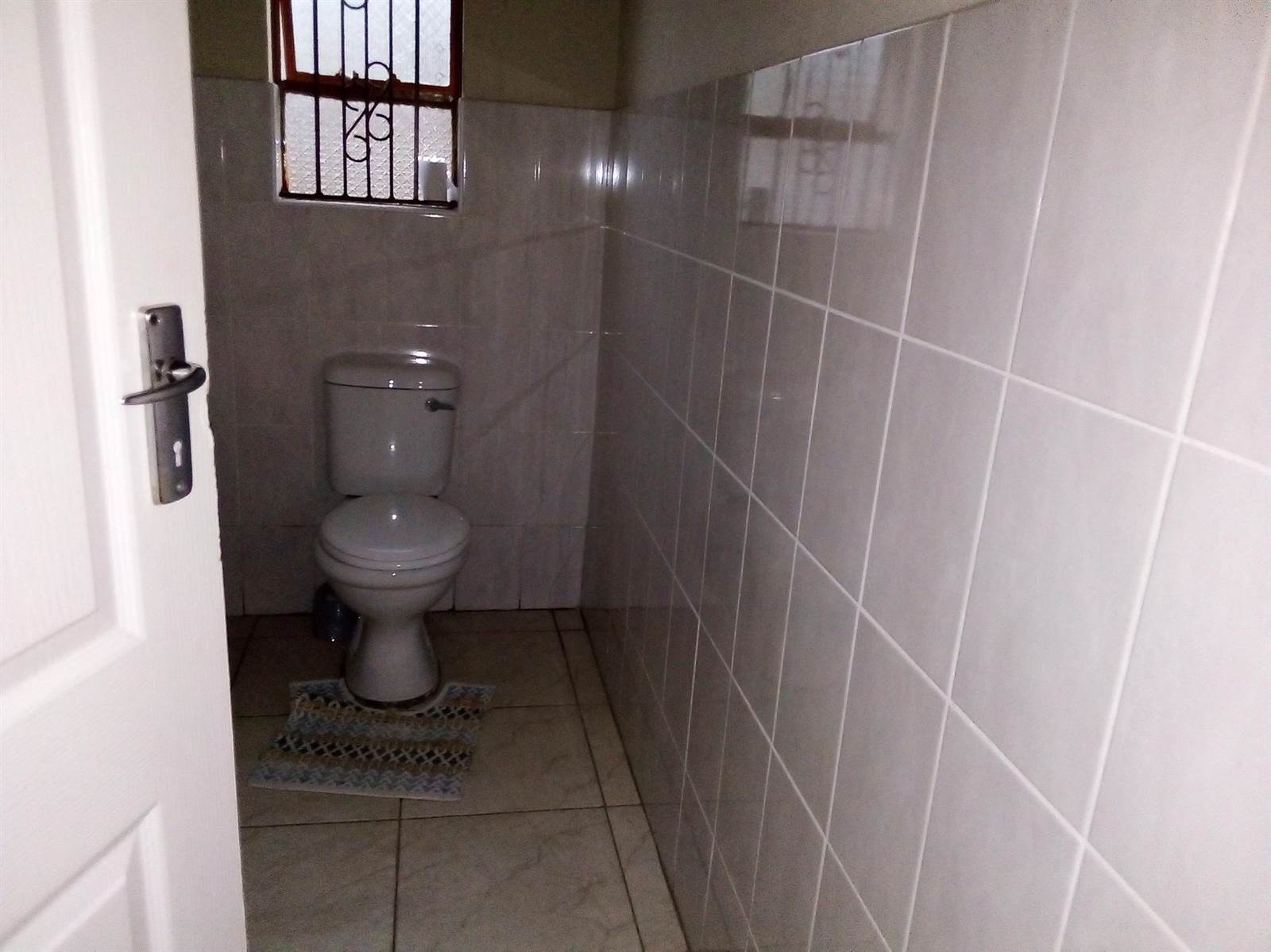 3 Bed House in Lesedi Park photo number 12