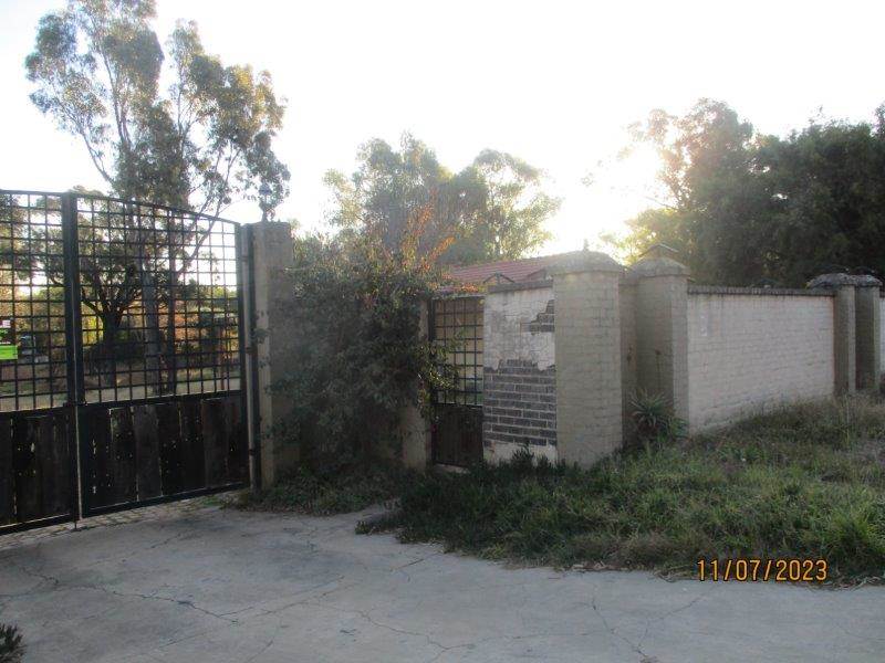 8565 m² Land available in President Park photo number 3
