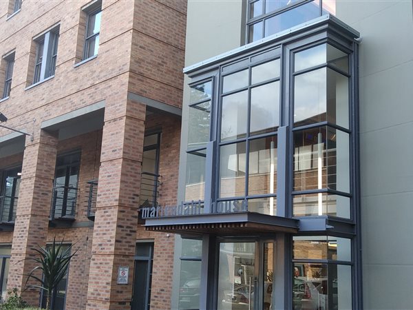157  m² Commercial space in Newlands