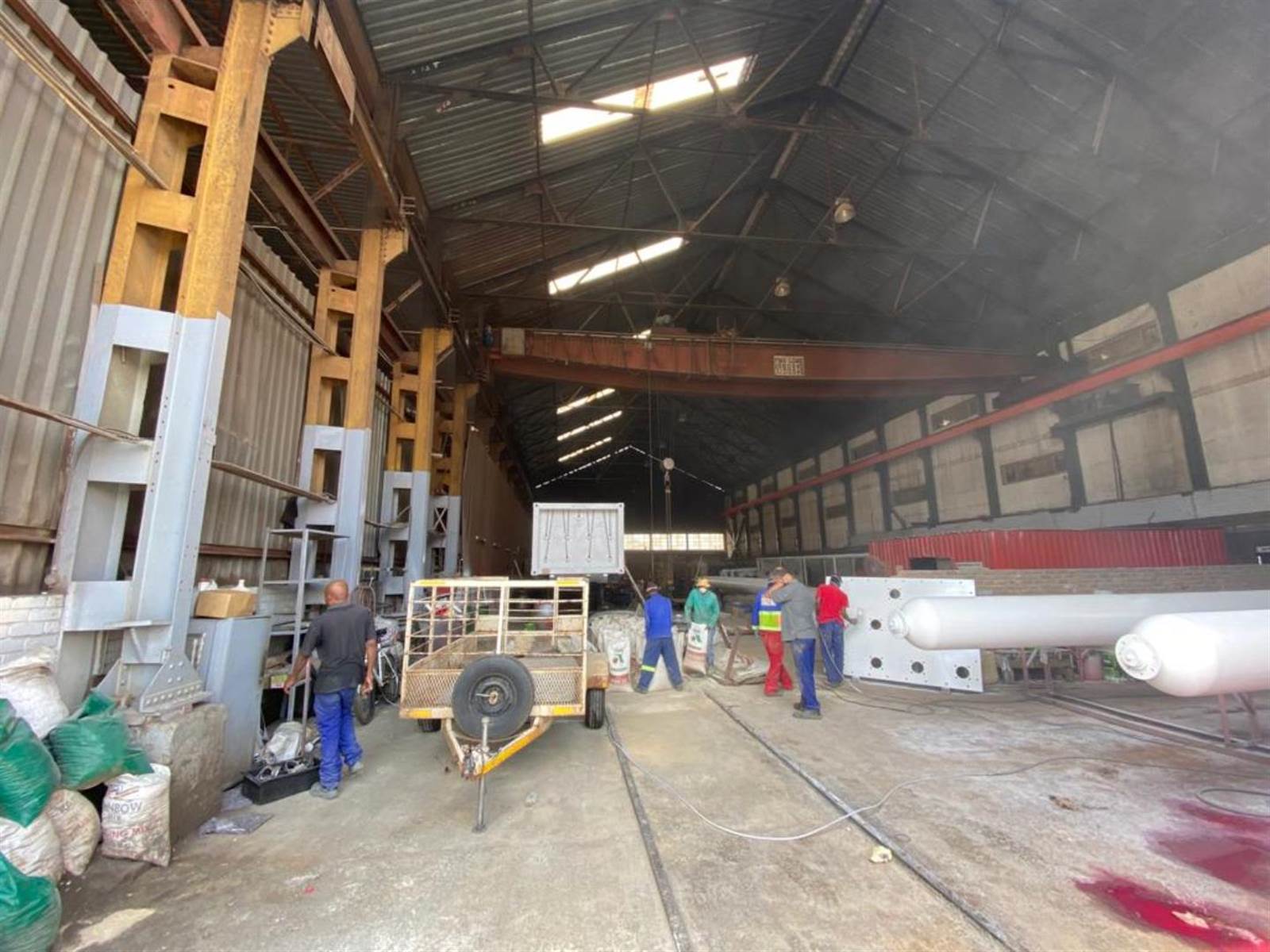1300  m² Industrial space in Elandsfontein AH photo number 13