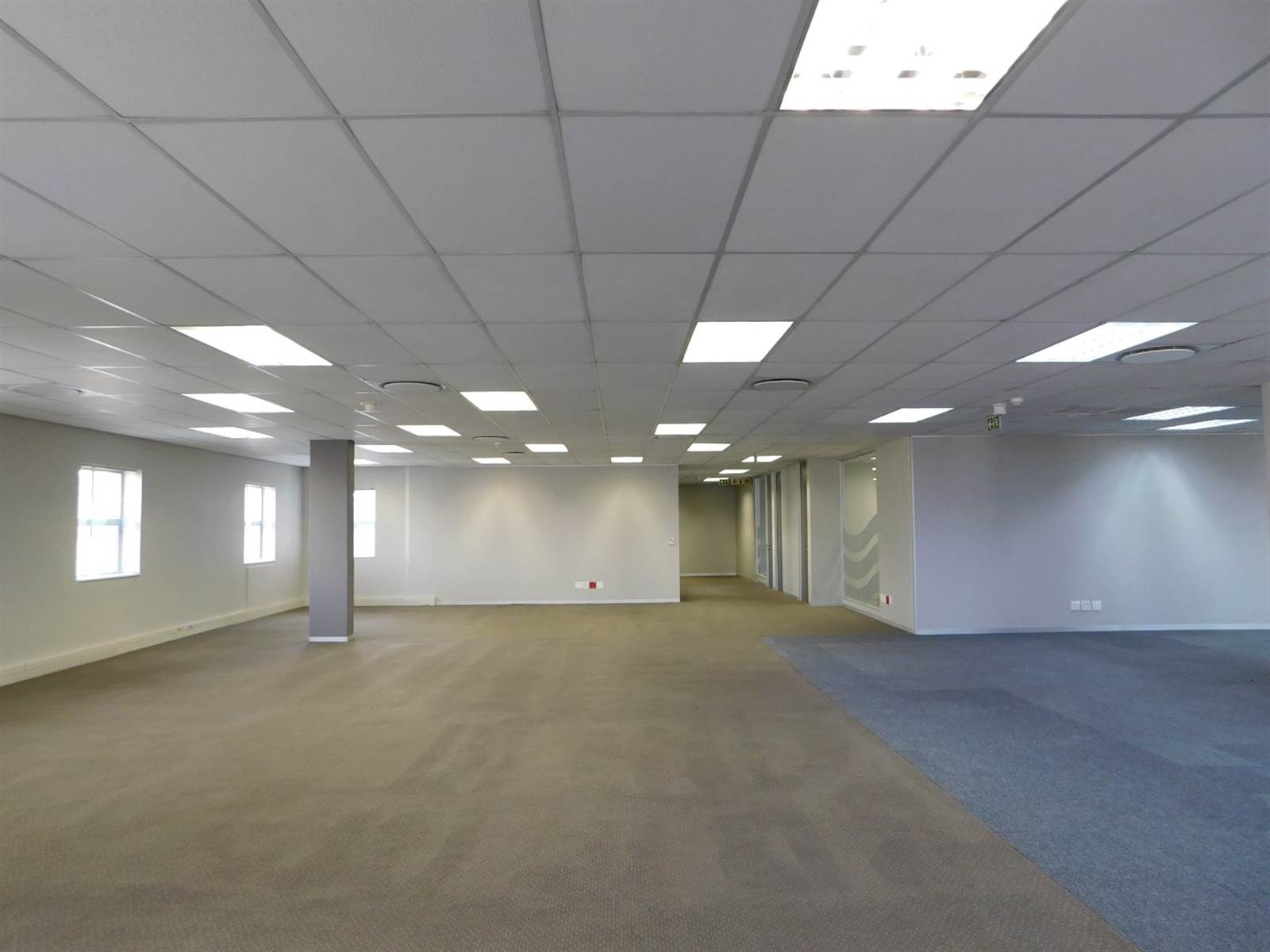 493  m² Commercial space in Illovo photo number 5