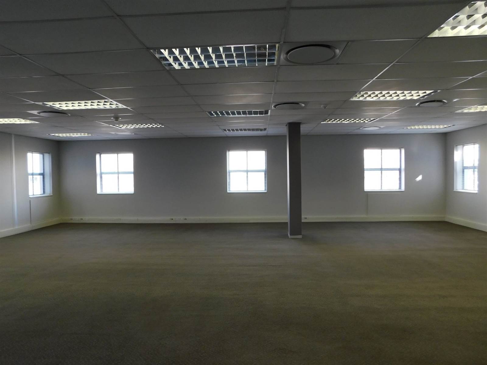 493  m² Commercial space in Illovo photo number 6