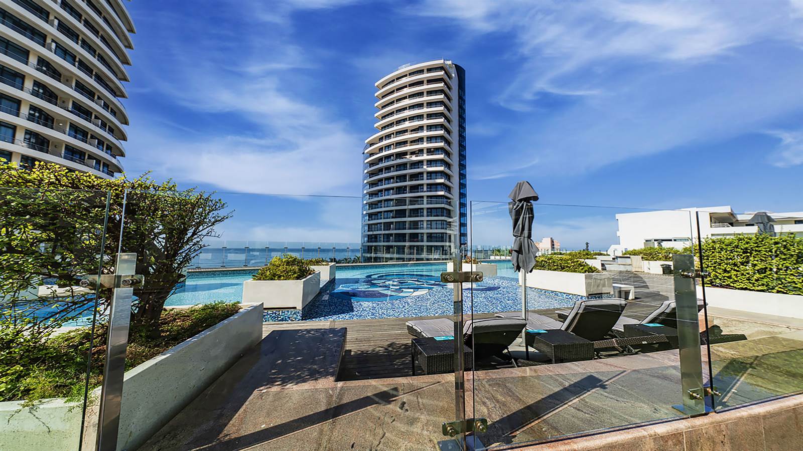 1 Bed Apartment in Umhlanga Rocks photo number 8