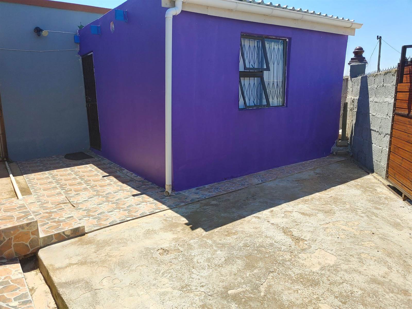 3 Bed House in Uitenhage Central photo number 12