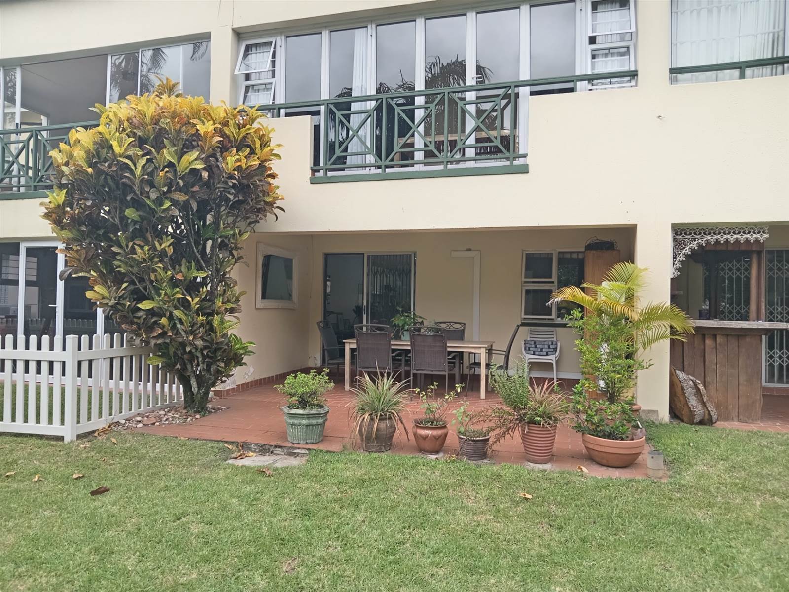 1 Bed Apartment in Mt Edgecombe photo number 1