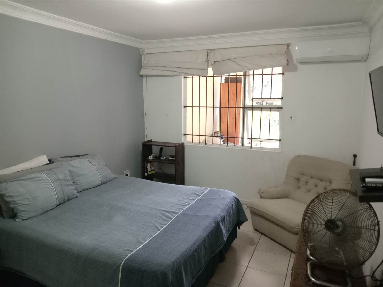 1 Bed Apartment in Mt Edgecombe photo number 14