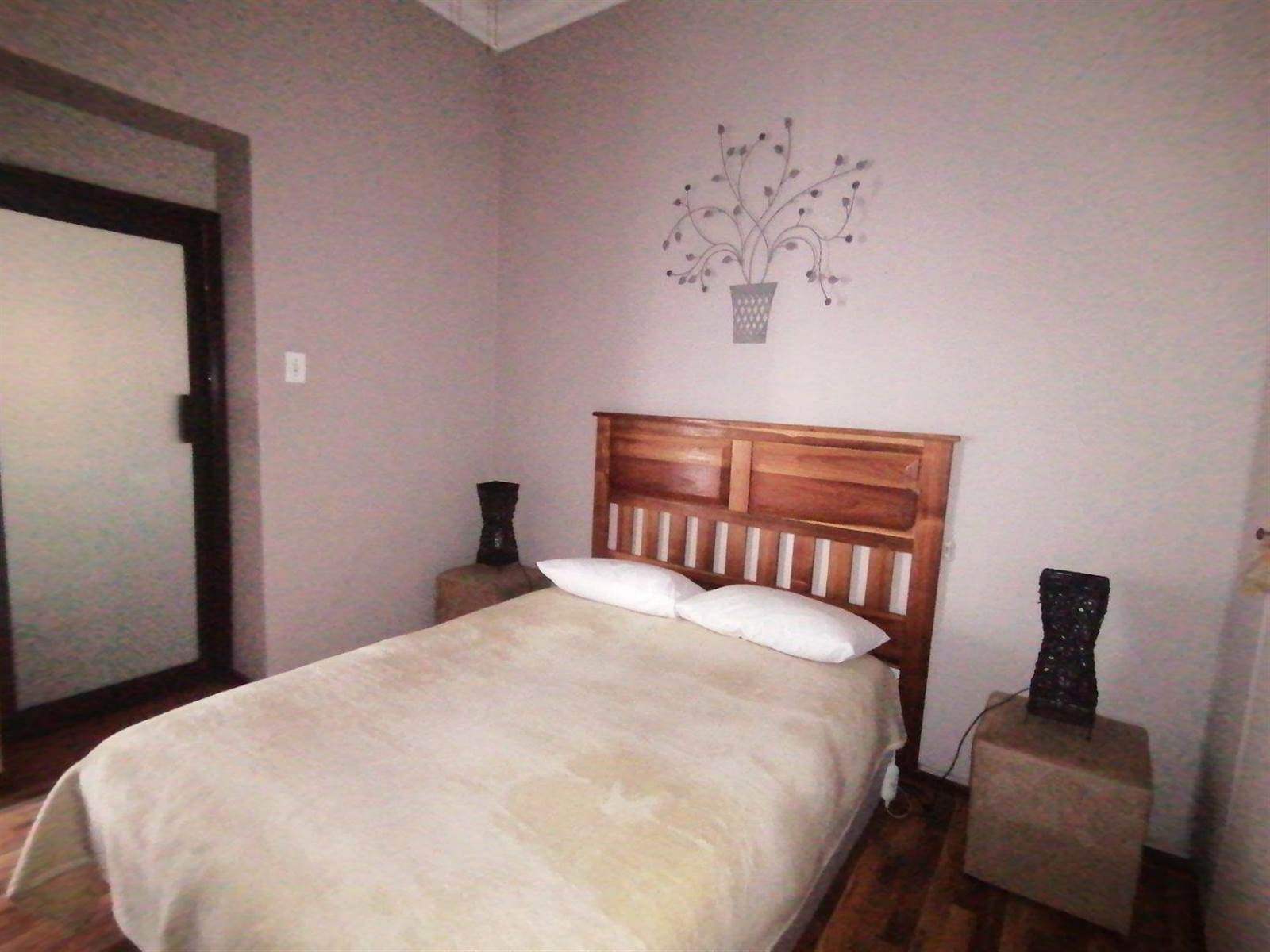 6 Bed House in Upington photo number 14