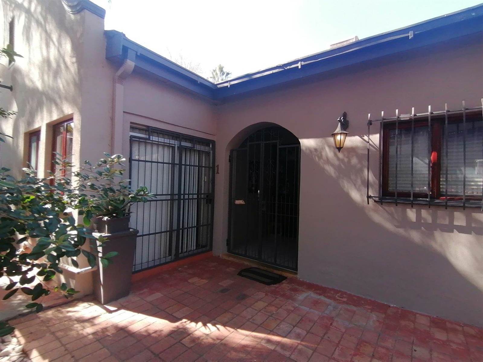 6 Bed House in Upington photo number 9