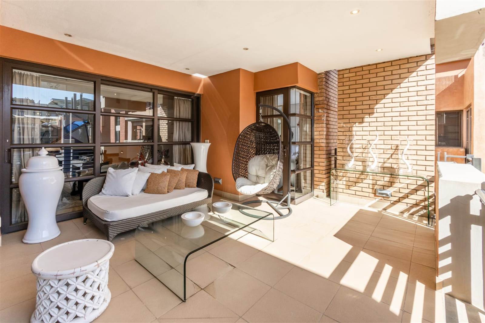 3 Bed Apartment in Melrose Arch photo number 25