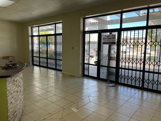 201  m² Retail Space in Tableview photo number 5