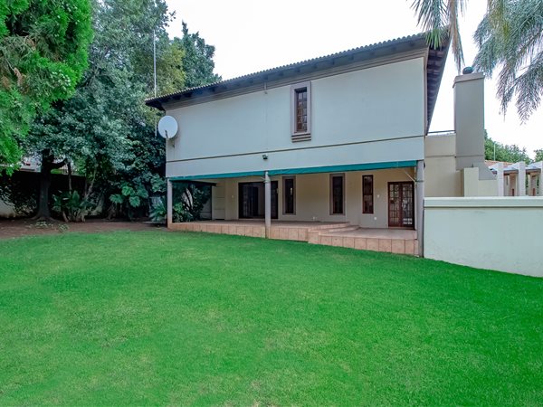 4 Bed House in Waterkloof Park