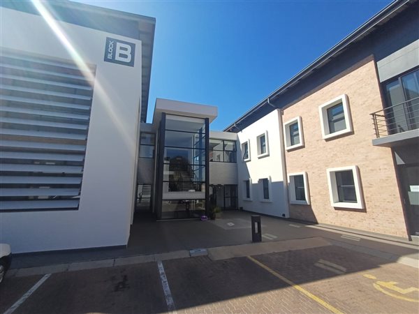 137  m² Commercial space in Honeydew