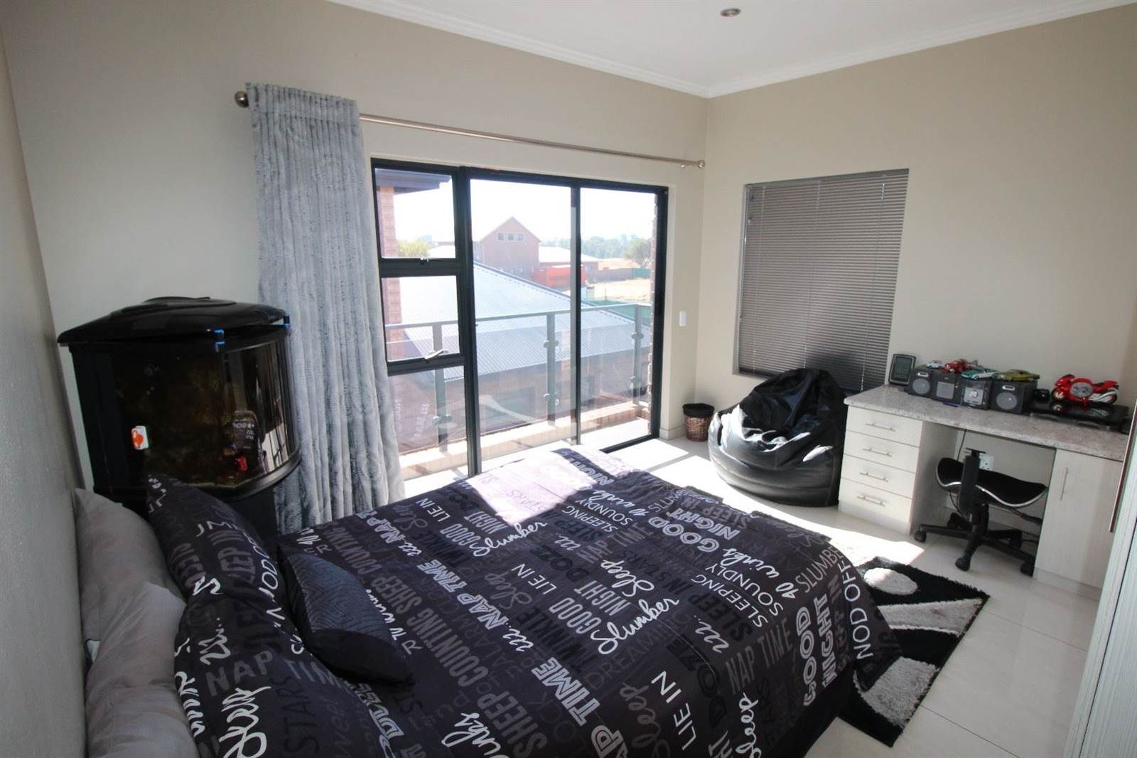 4 Bed House in Parys Golf Estate photo number 15