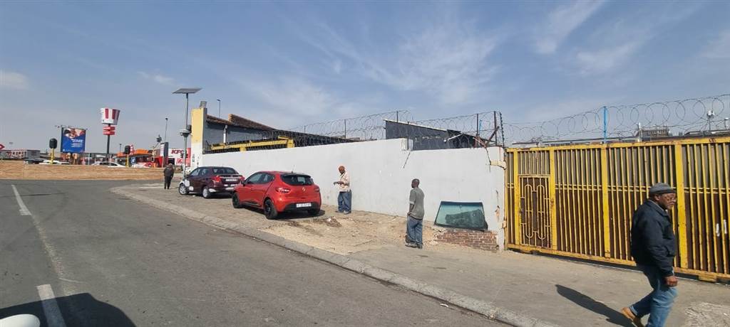 Commercial space in Wynberg photo number 4