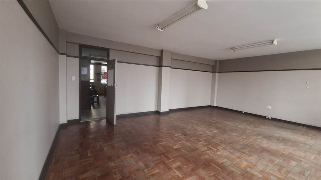 50  m² Commercial space in Pretoria Central photo number 14