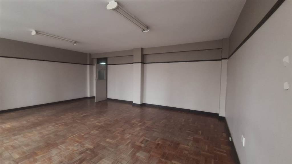50  m² Commercial space in Pretoria Central photo number 6