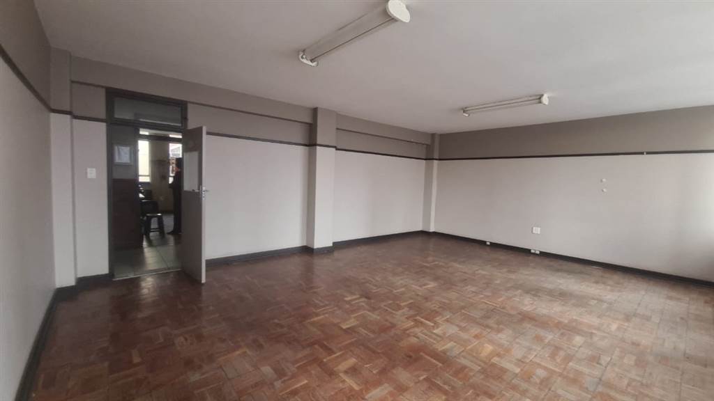 50  m² Commercial space in Pretoria Central photo number 3