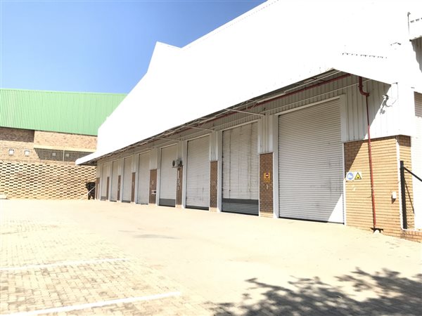 4 399  m² Industrial space