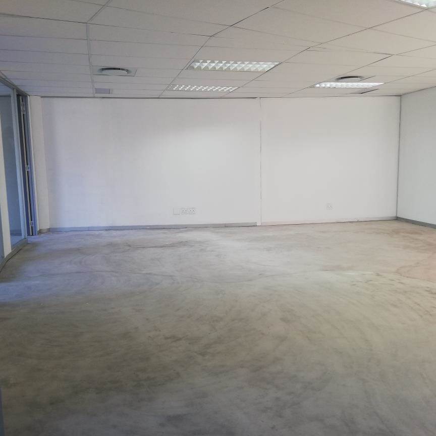 133.53  m² Office Space in Dawncliffe photo number 6