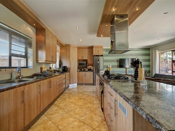 3 Bedroom House 3 Bedroom House