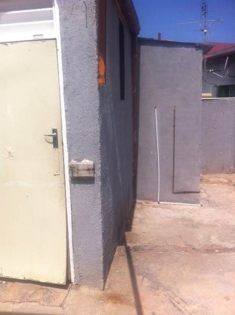 2 Bed House in Rosettenville photo number 20