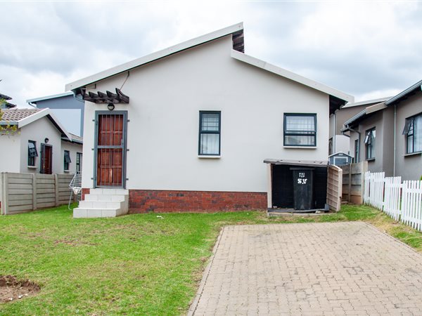 3 Bed Townhouse in Noordwyk