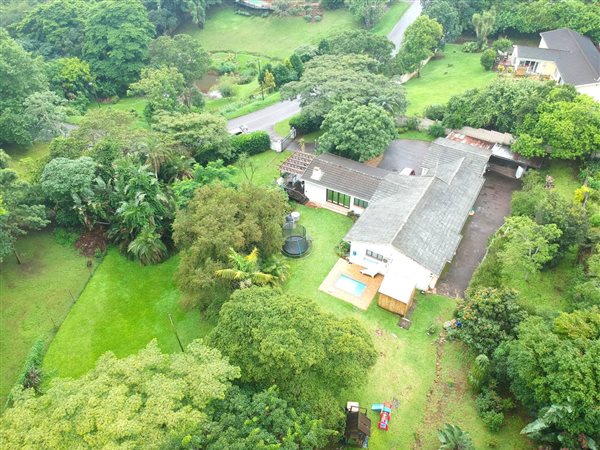 4 Bedroom House 4 Bedroom House
