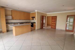 4 Bed House in Edenvale photo number 4