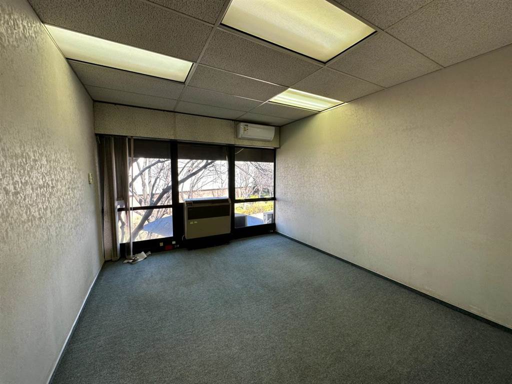 441  m² Commercial space in Mayberry Park photo number 11