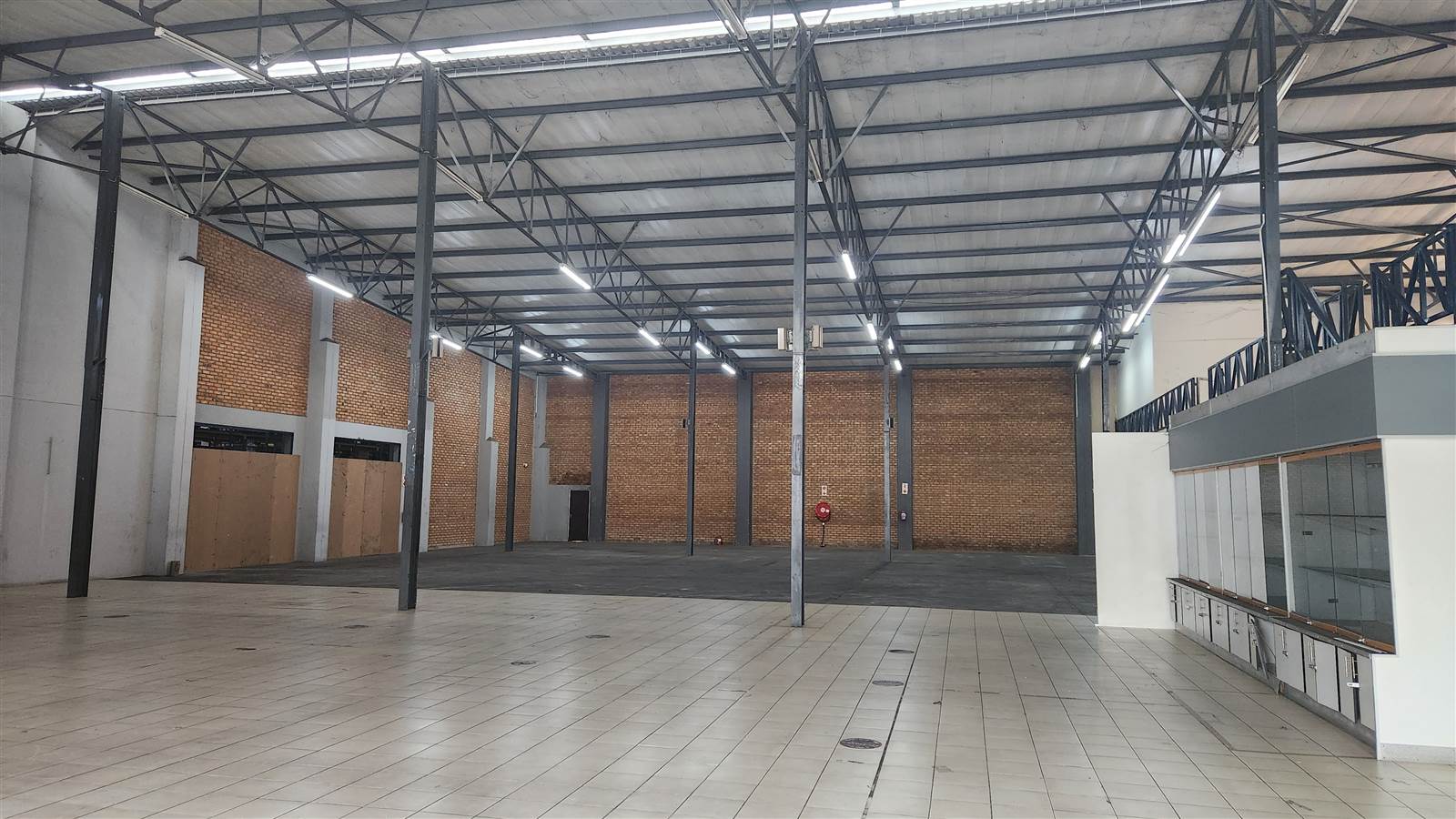 1500  m² Industrial space in West Acres photo number 8
