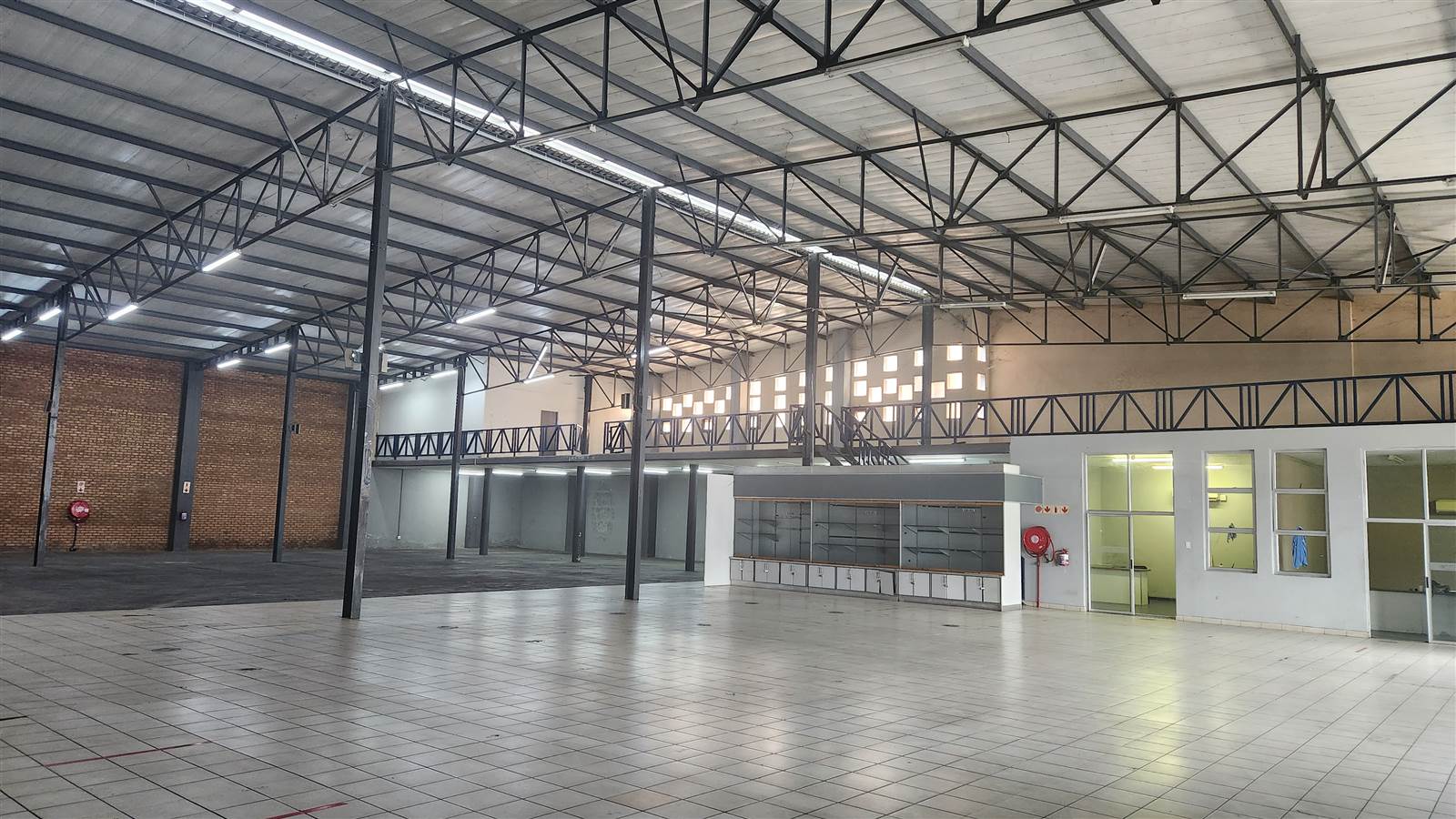 1500  m² Industrial space in West Acres photo number 9