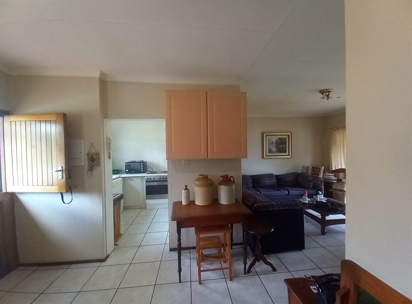 1 Bed Townhouse in Garsfontein photo number 22