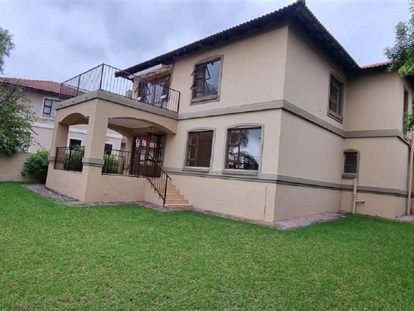 4 Bedroom House 4 Bedroom House