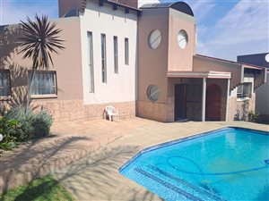 3 Bed Townhouse in Suideroord