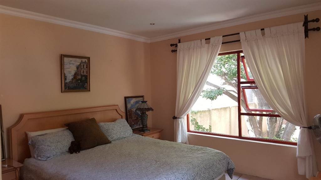2 Bed House in Craighall photo number 6