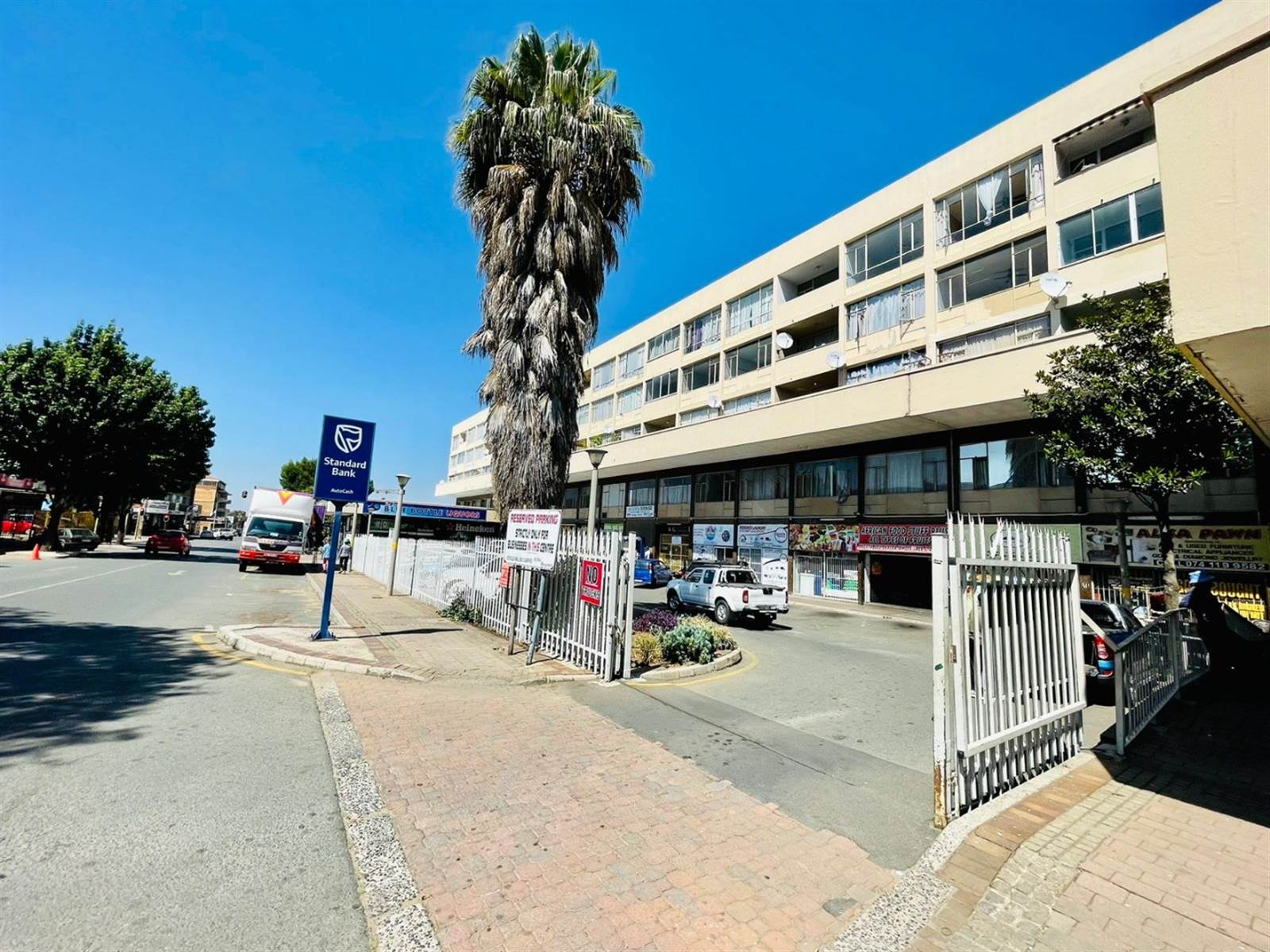 92  m² Commercial space in Alberton photo number 5