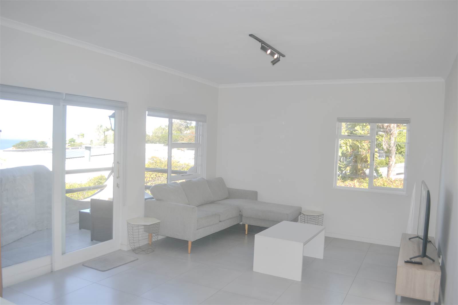 2 Bed Apartment in Plettenberg Bay photo number 9