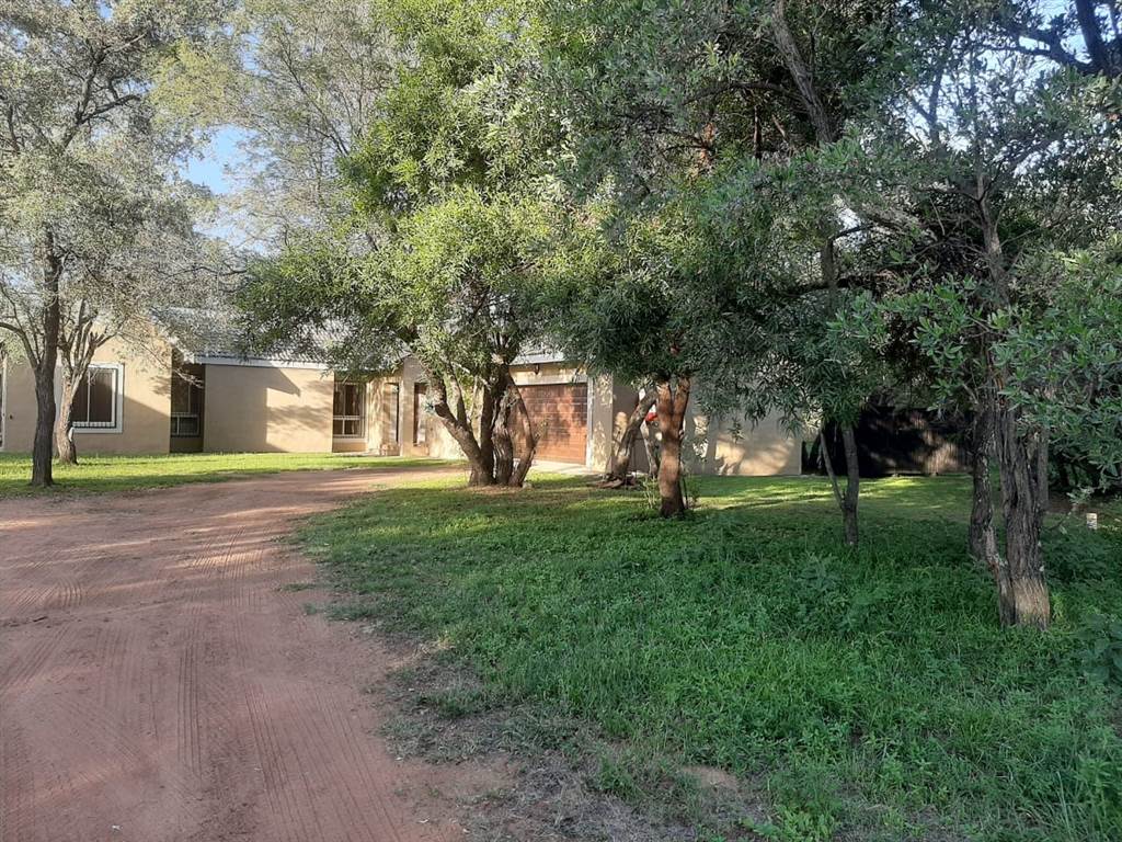 5 Bed House in Thabazimbi photo number 5